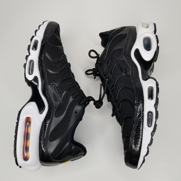 air max plus womens black